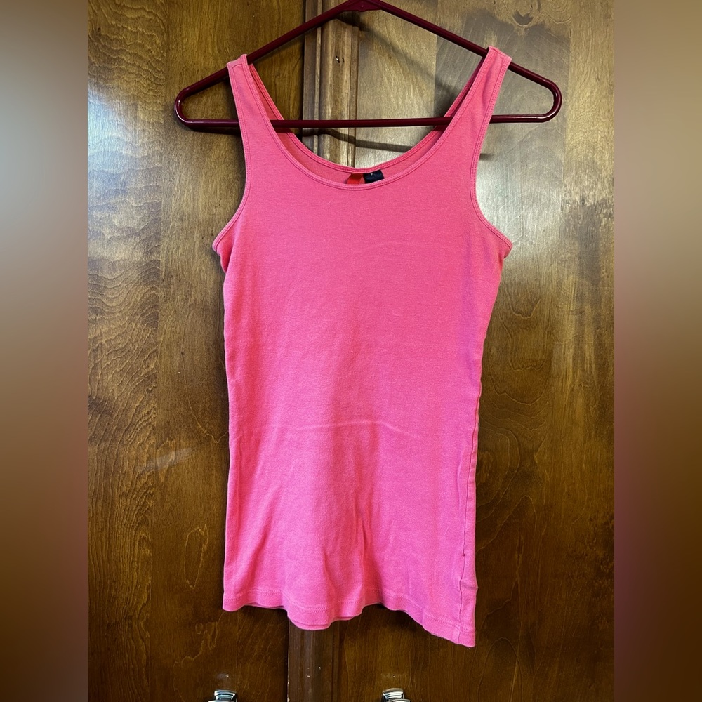 H & M Divided fitted tank top